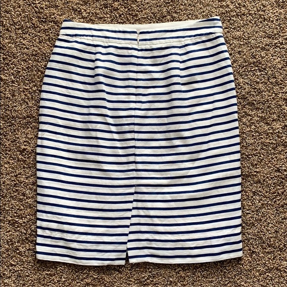 J Crew Factory The Pencil Skirt - Picture 3 of 5